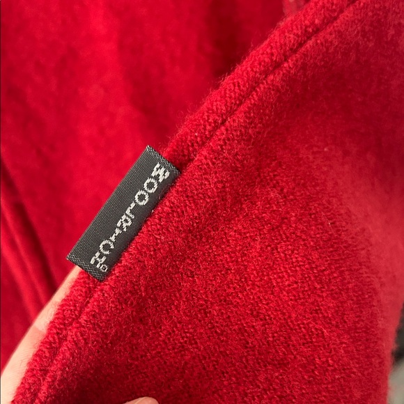 Woolrich Women's Vibrant Red Vest - Picture 6 of 7